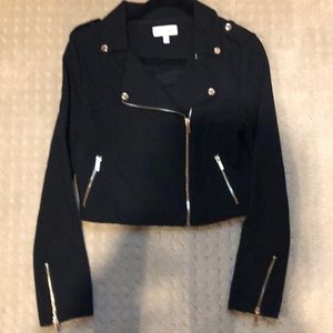 Black patterned gold zippered short jacket